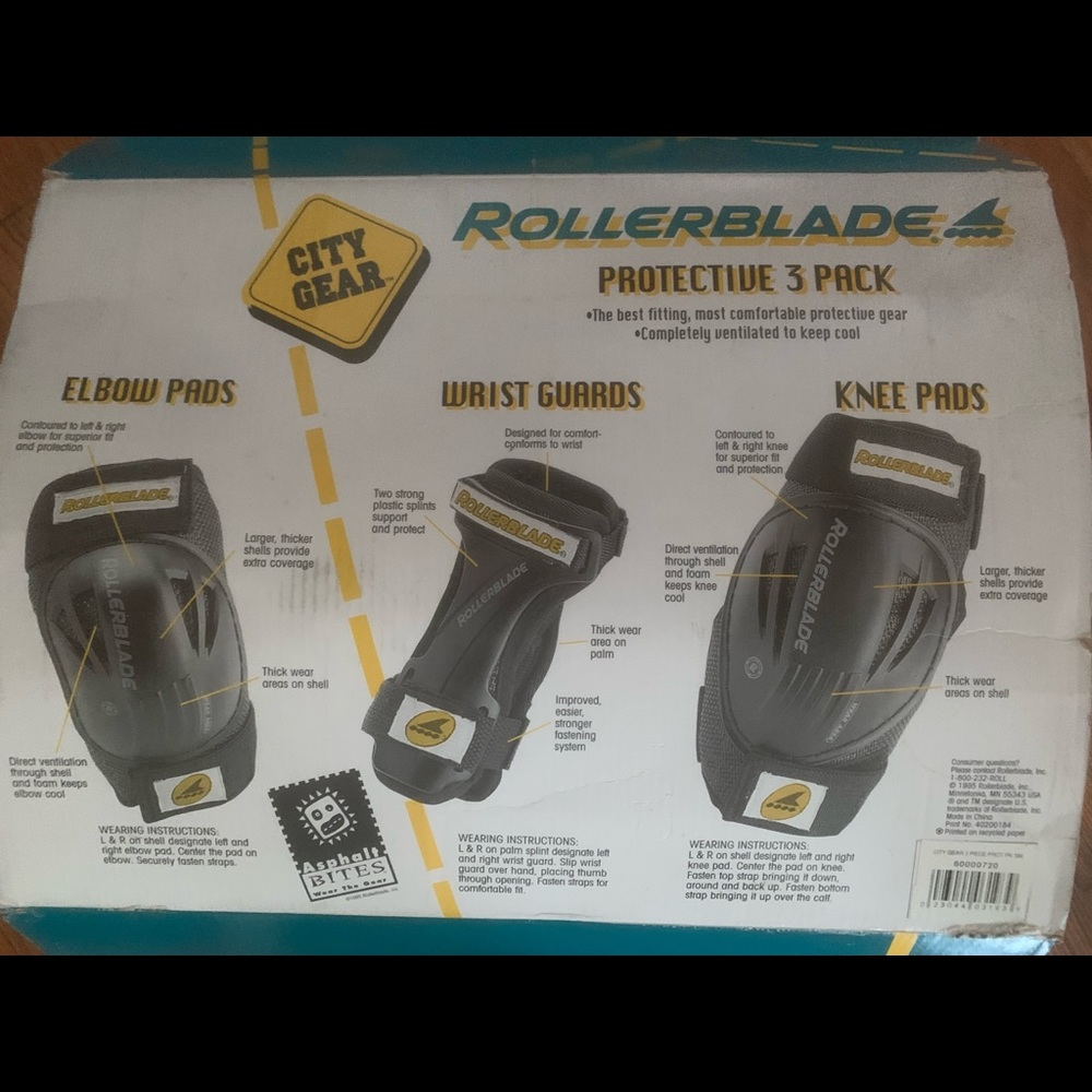 Protective pads set by Rollerblade
